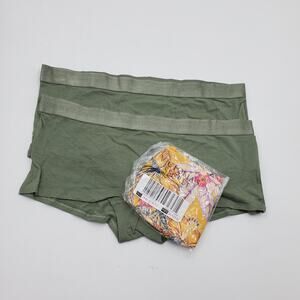 Victoria's Secret Bundle of Three Panties Cheekster Boyshort Size L